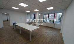 Poslovni prostor / Lokal, Novi Sad - Bulevar Oslobođenja | Izdavanje · 132m² · 1.450€