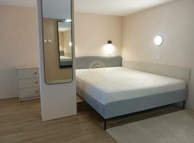 Jednosoban stan, Novi Sad | Izdavanje · 30m² · 300€