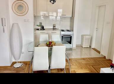 Jednoiposoban stan, Beograd - Mirijevo | Izdavanje · 45m² · 500€