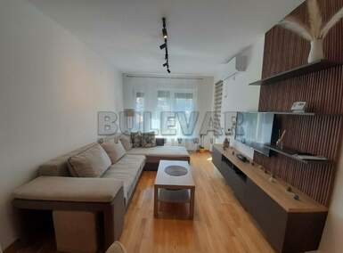 Dvoiposoban stan, Niš - Centar | Izdavanje · 60m² · 650€