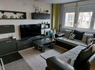 Dvoiposoban stan, Niš - Obilićev venac | Izdavanje · 64m² · 430€