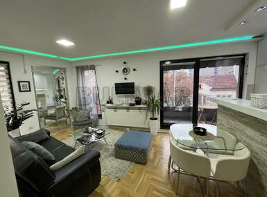 Jednoiposoban stan, Niš - Crveni pevac | Izdavanje · 42m² · 400€