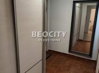 Jednosoban stan, Beograd - Hotel Jugoslavija (blok 11) | Izdavanje · 32m² · 400€