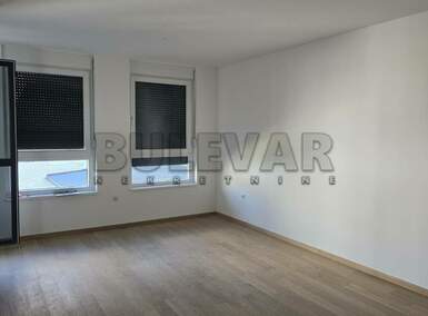 Poslovni prostor / Lokal, Niš - Kičevo | Izdavanje · 55m² · 650€