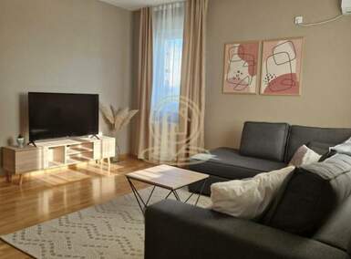 Trosoban stan, Novi Sad | Izdavanje · 67m² · 650€