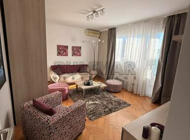 Dvosoban stan, Niš - Železnička stanica | Izdavanje · 57m² · 350€