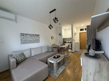 Jednoiposoban stan, Novi Sad | Izdavanje · 37m² · 550€