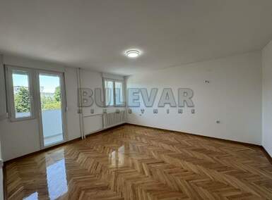 Dvosoban stan, Niš - Gradska bolnica | Izdavanje · 59m² · 350€