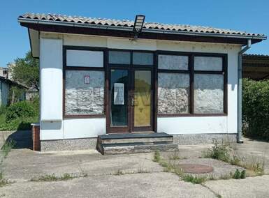 Poslovni prostor / Lokal, Niš - 9 Maj (Novo naselje) | Izdavanje · 33m² · 250€