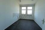 Poslovni prostor / Lokal, Niš - 9 Maj (Novo naselje) | Izdavanje · 187m² · 650€