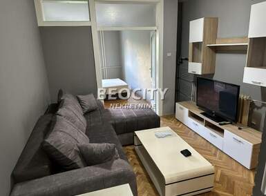 Dvosoban stan, Novi Sad - Bulevar Oslobođenja | Izdavanje · 35m² · 350€