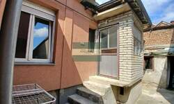 Kuća, Jagodina | Izdavanje · 43m² · 150€