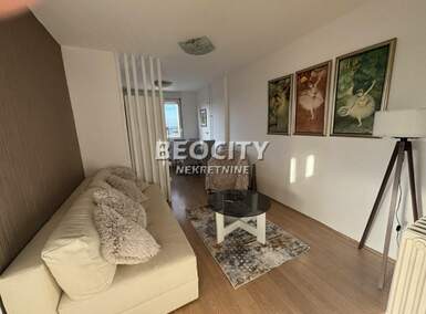 Dvosoban stan, Novi Sad - Bulevar Oslobođenja | Izdavanje · 40m² · 400€