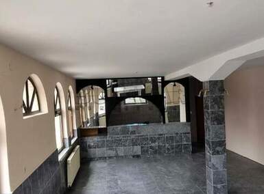 Kuća, Kragujevac - Aerodrom | Prodaja · 400m² · 295.000€