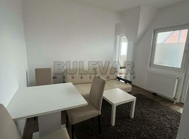 Dvosoban stan, Niš - Duvanište | Izdavanje · 45m² · 300€