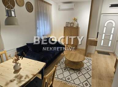 Dvosoban stan, Novi Sad - Centar | Izdavanje · 36m² · 450€