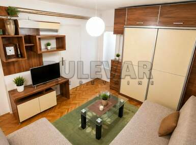Jednosoban stan, Niš - Dom zdravlja | Izdavanje · 36m² · 280€