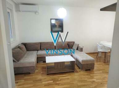 Jednoiposoban stan, Novi Sad - Petrovaradin | Izdavanje · 51m² · 400€