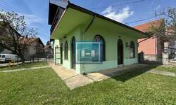 Poslovni prostor / Lokal, Ćuprija | Izdavanje · 84m² · 200€