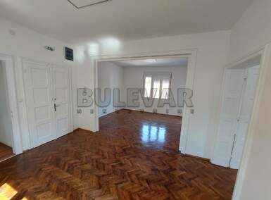 Poslovni prostor / Lokal, Niš - Medijana(Niš) | Izdavanje · 125m² · 1.300€