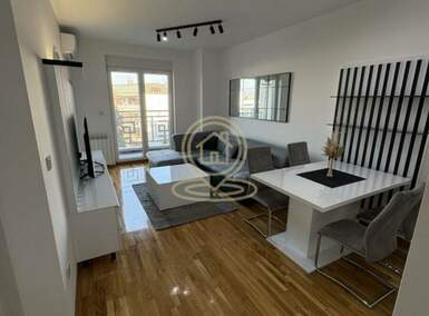 Dvosoban stan, Beograd - Hala Pionir | Izdavanje · 52m² · 800€