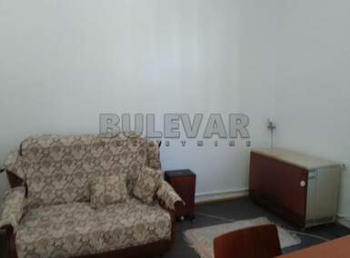 Kuća, Niš - Centar | Izdavanje · 100m² · 1.000€