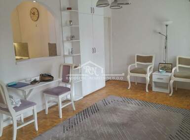 Jednoiposoban stan, Beograd - Banovo brdo | Izdavanje · 41m² · 500€