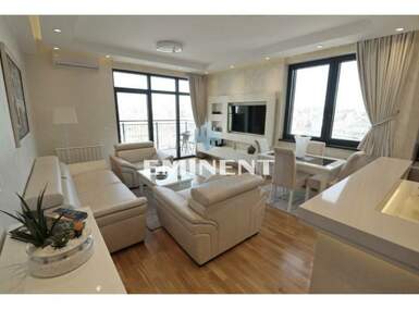 Cetvorosoban stan, Beograd - Beograd Na Vodi | Izdavanje · 91m² · 2.000€