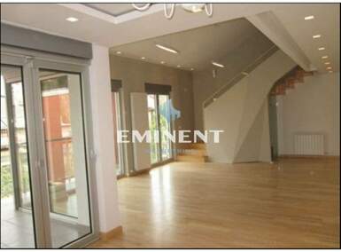 Trosoban stan, Beograd - Kalenić Pijaca | Izdavanje · 130m² · 1.900€