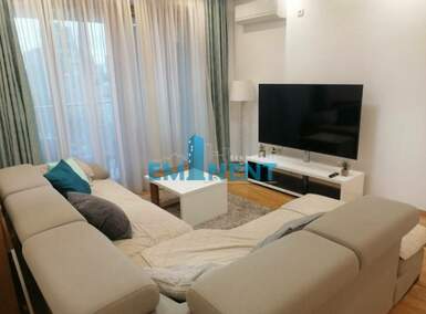 Dvosoban stan, Beograd - Blok 45 | Izdavanje · 67m² · 1.000€