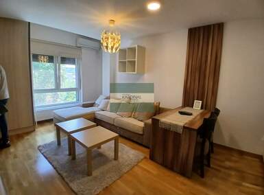 Garsonjera, Jagodina | Izdavanje · 27m² · 180€