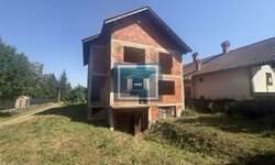 Kuća, Jagodina | Prodaja · 300m² · 40.000€
