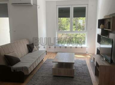 Jednosoban stan, Niš - Čair | Izdavanje · 34m² · 300€