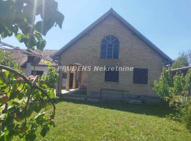 Kuća, Beograd - Jakovo | Prodaja · 200m² · 155.000€