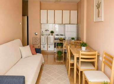 Jednoiposoban stan, Niš - Mokranjčeva | Izdavanje · 48m² · 300€