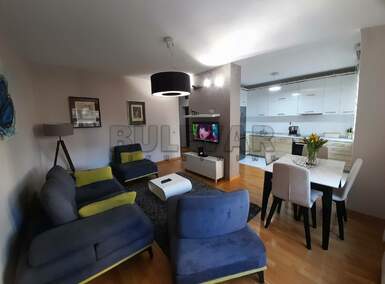 Jednoiposoban stan, Niš - Centar | Izdavanje · 60m² · 800€