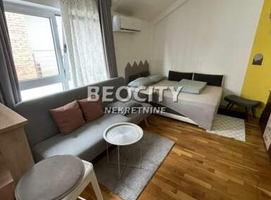 Jednosoban stan, Novi Sad - Centar | Izdavanje · 25m² · 300€