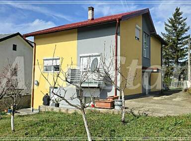 Kuća, Beograd - Ritopek | Prodaja · 270m² · 215.000€