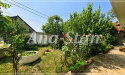 Kuća, Beograd - Kaluđerica | Prodaja · 310m² · 400.000€