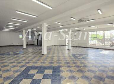 Poslovni prostor / Lokal, Beograd - Mali mokri lug | Izdavanje · 192m² · 2.800€