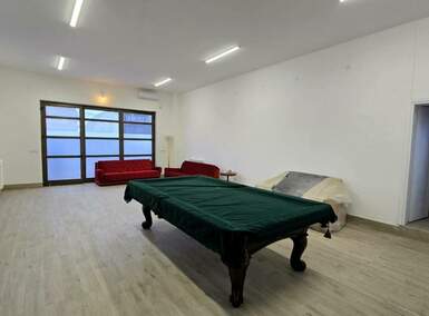 Poslovni prostor / Lokal, Beograd - Mali mokri lug | Izdavanje · 60m² · 450€