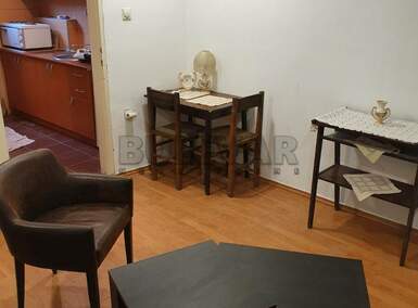 Garsonjera, Niš - Obilićev venac | Izdavanje · 22m² · 250€