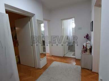 Dvoiposoban stan, Niš - Durlan | Izdavanje · 55m² · 300€