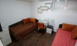 Garsonjera, Niš - Trošarina | Izdavanje · 15m² · 150€