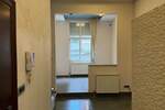 Poslovni prostor / Lokal, Beograd - Južni bulevar | Izdavanje · 145m² · 2.400€