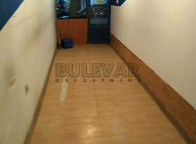 Poslovni prostor / Lokal, Aleksinac - Centar | Izdavanje · 27m² · 250€