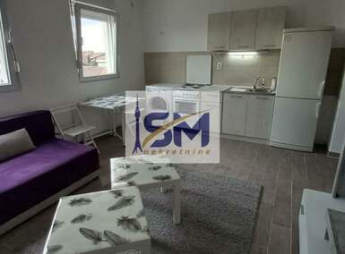 Garsonjera, Beograd - Borča | Izdavanje · 25m² · 250€