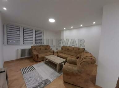 Dvosoban stan, Niš - Bulevar Nemanjića | Izdavanje · 55m² · 450€