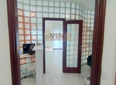 Poslovni prostor / Lokal, Beograd - Vracar | Izdavanje · 40m² · 550€