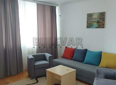Dvosoban stan, Niš - Bulevar Nemanjića | Izdavanje · 40m² · 350€
